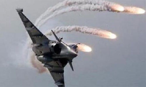 ataque aéreo destruye una fábrica de armas químicas de Daesh Destruida una fábrica de armas químicas de Daesh en Mosul